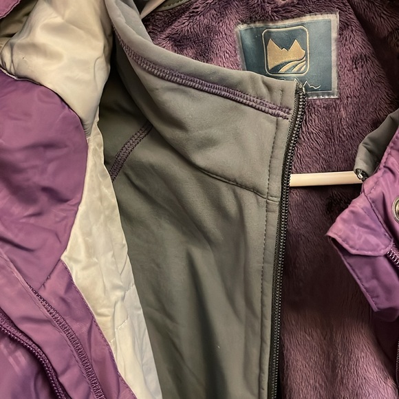 Ladies size 2XL windriver 3-1 winter jacket - Picture 3 of 4